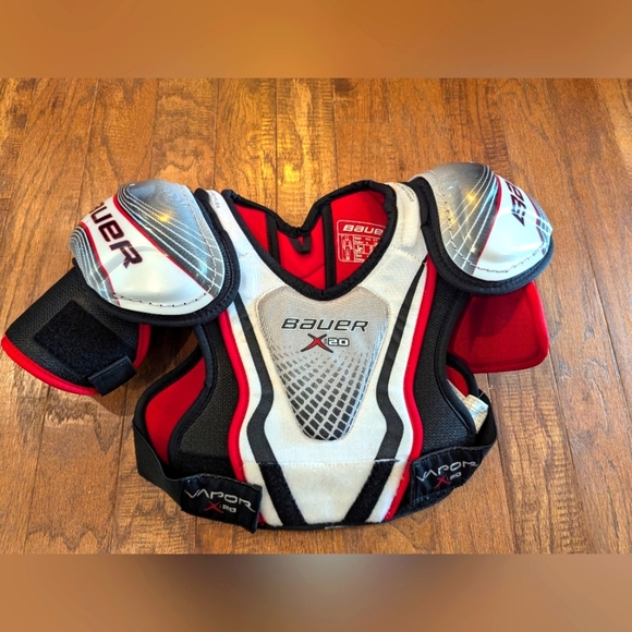 Bauer Vapor X2.0 Hockey Shoulder Pads Juniors Small 60-90lbs NWOT - Picture 1 of 13